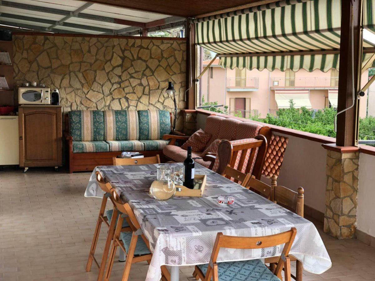 La Terrazza Di Carmen E Fausto Lägenhet Cetraro Exteriör bild