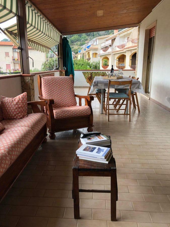 La Terrazza Di Carmen E Fausto Lägenhet Cetraro Exteriör bild