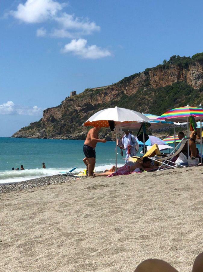 La Terrazza Di Carmen E Fausto Lägenhet Cetraro Exteriör bild