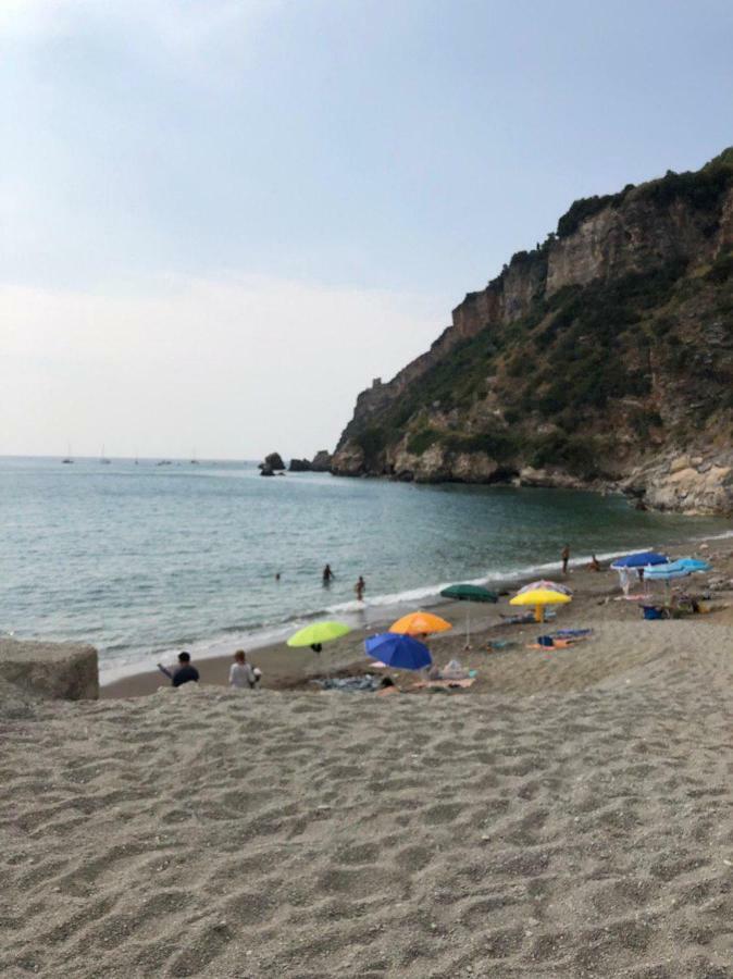 La Terrazza Di Carmen E Fausto Lägenhet Cetraro Exteriör bild