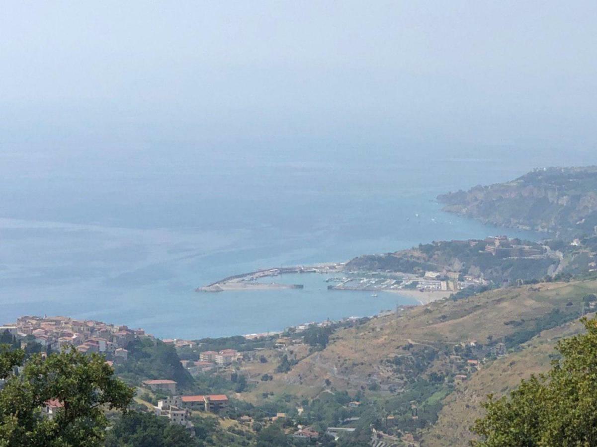 La Terrazza Di Carmen E Fausto Lägenhet Cetraro Exteriör bild